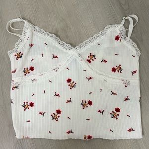 pretty crop top with flowers